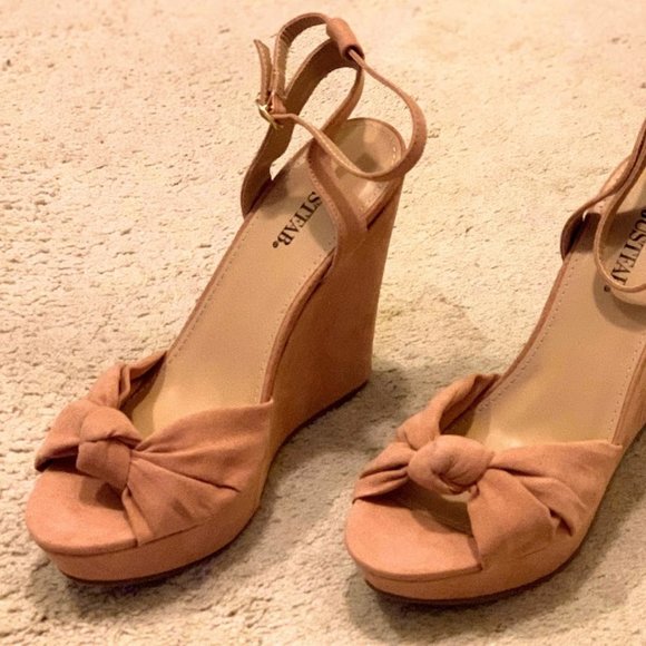 Pink (Faux) Suede Wedges JustFab - Picture 1 of 2